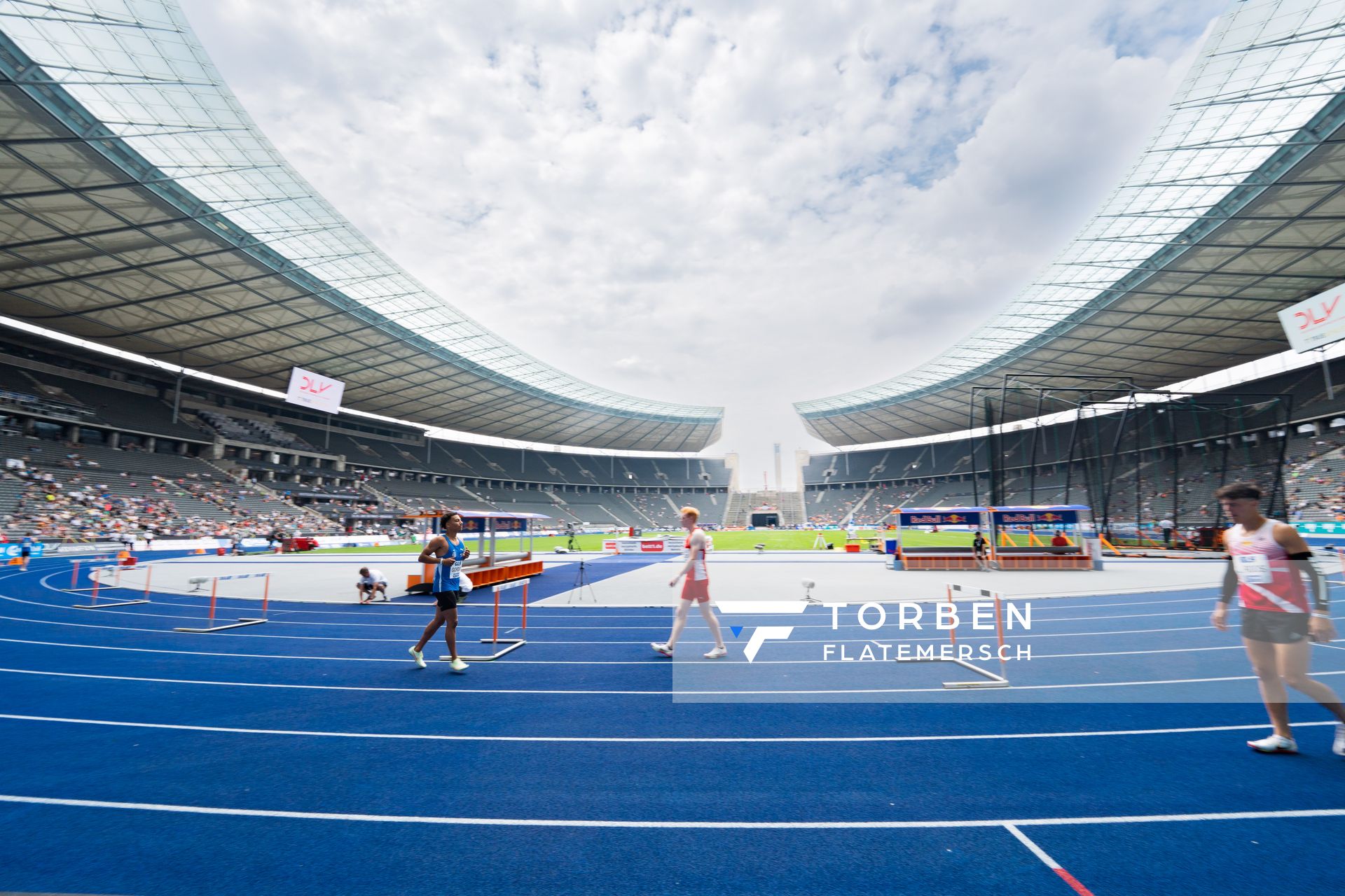 Jordan Gordon (OTB Osnabrueck) im Halbfinale waehrend der deutschen Leichtathletik-Meisterschaften im Olympiastadion am 25.06.2022 in Berlin